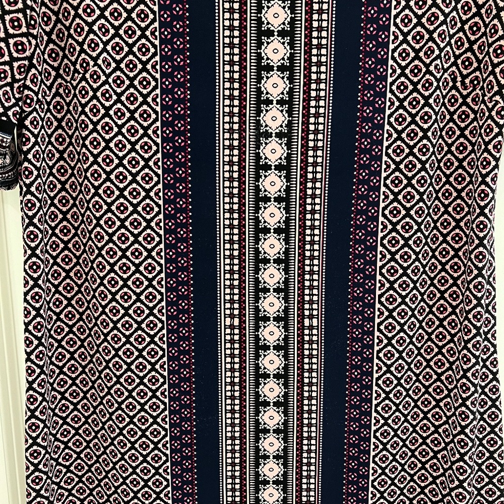 Roz & Ali Graphic Dress Size Medium Abstract Career Short Sleeve - Picture 4 of 10